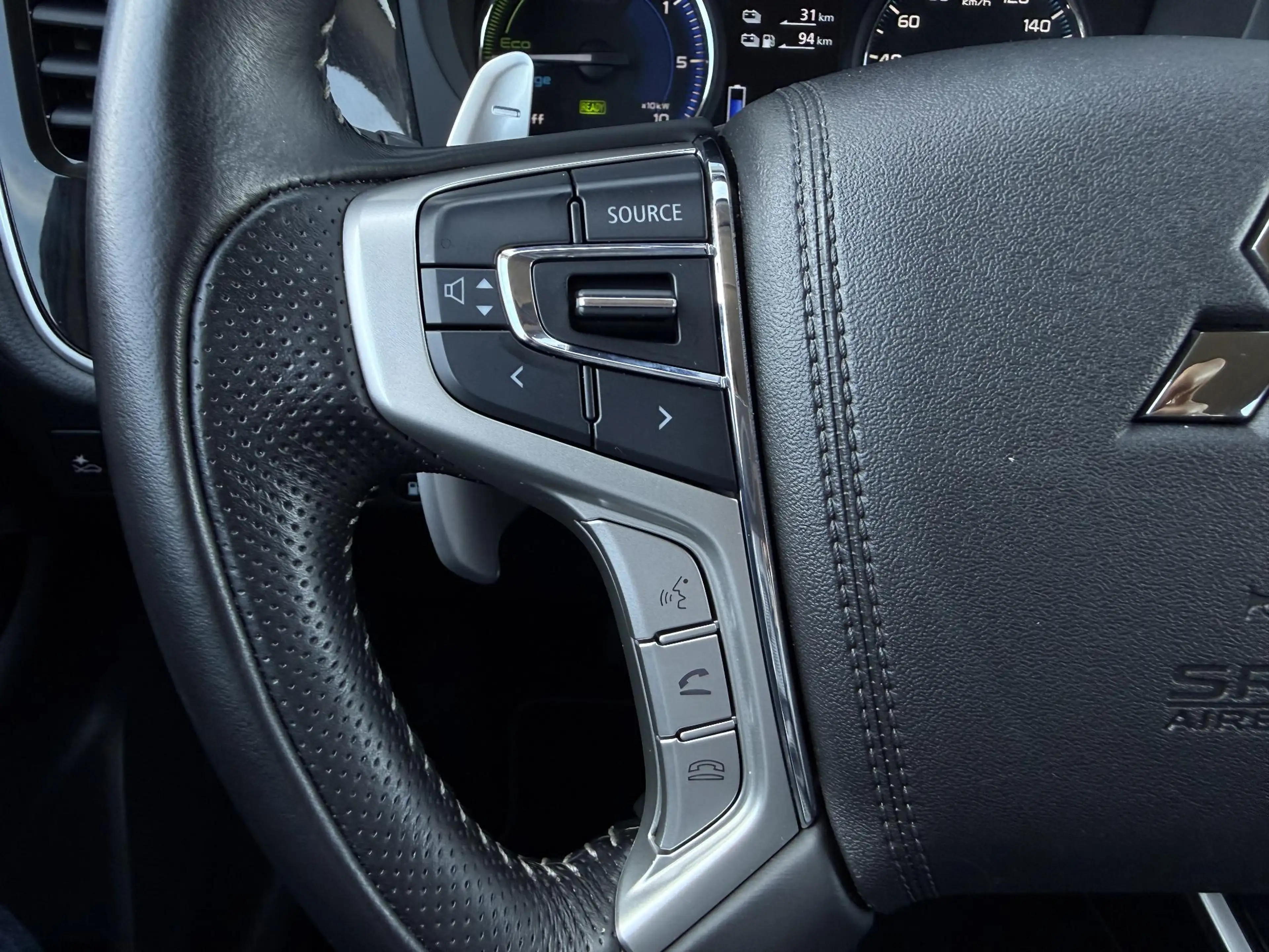 Mitsubishi Outlander 2.4 PHEV Intense ✓SOH 75.1% ✓Full LED ✓Camera ✓Hal — photo 15