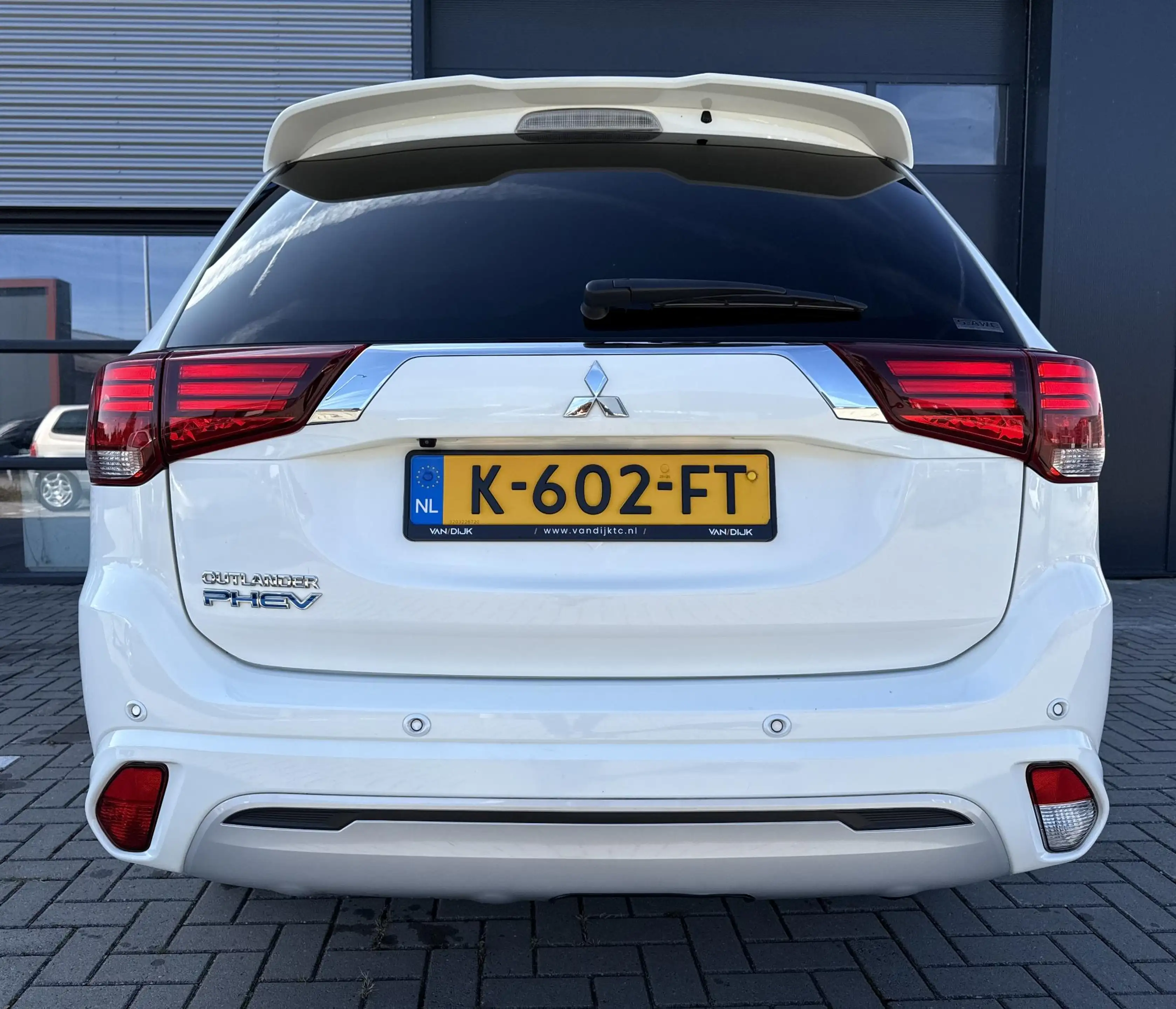 Mitsubishi Outlander 2.4 PHEV Intense ✓SOH 75.1% ✓Full LED ✓Camera ✓Hal — photo 7