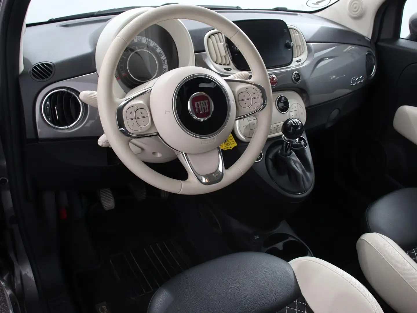 Fiat 500C 1.0 Hybrid Dolcevita Cabriolet Parksensoren achter Grijs - 2
