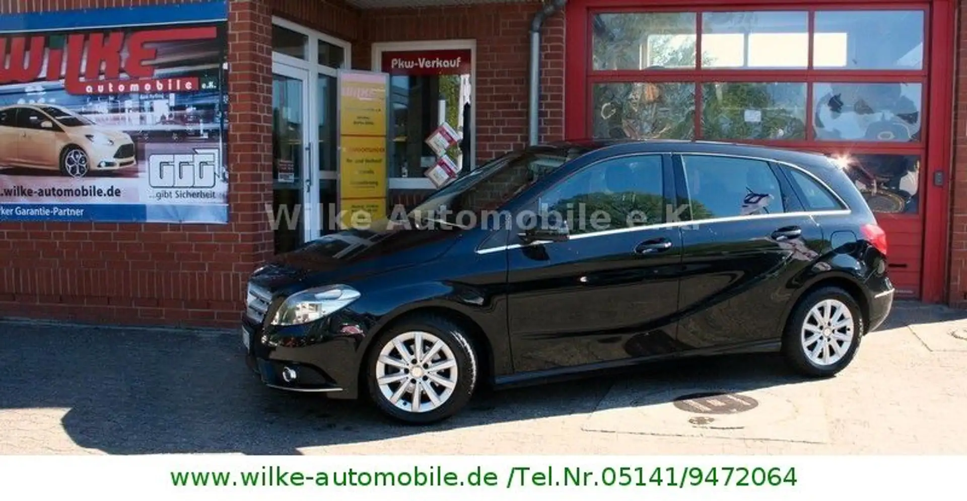 Mercedes-Benz B 180 B+AHK+Navi+Sitzheizg.+Tempomat+Parkassist. Schwarz - 1