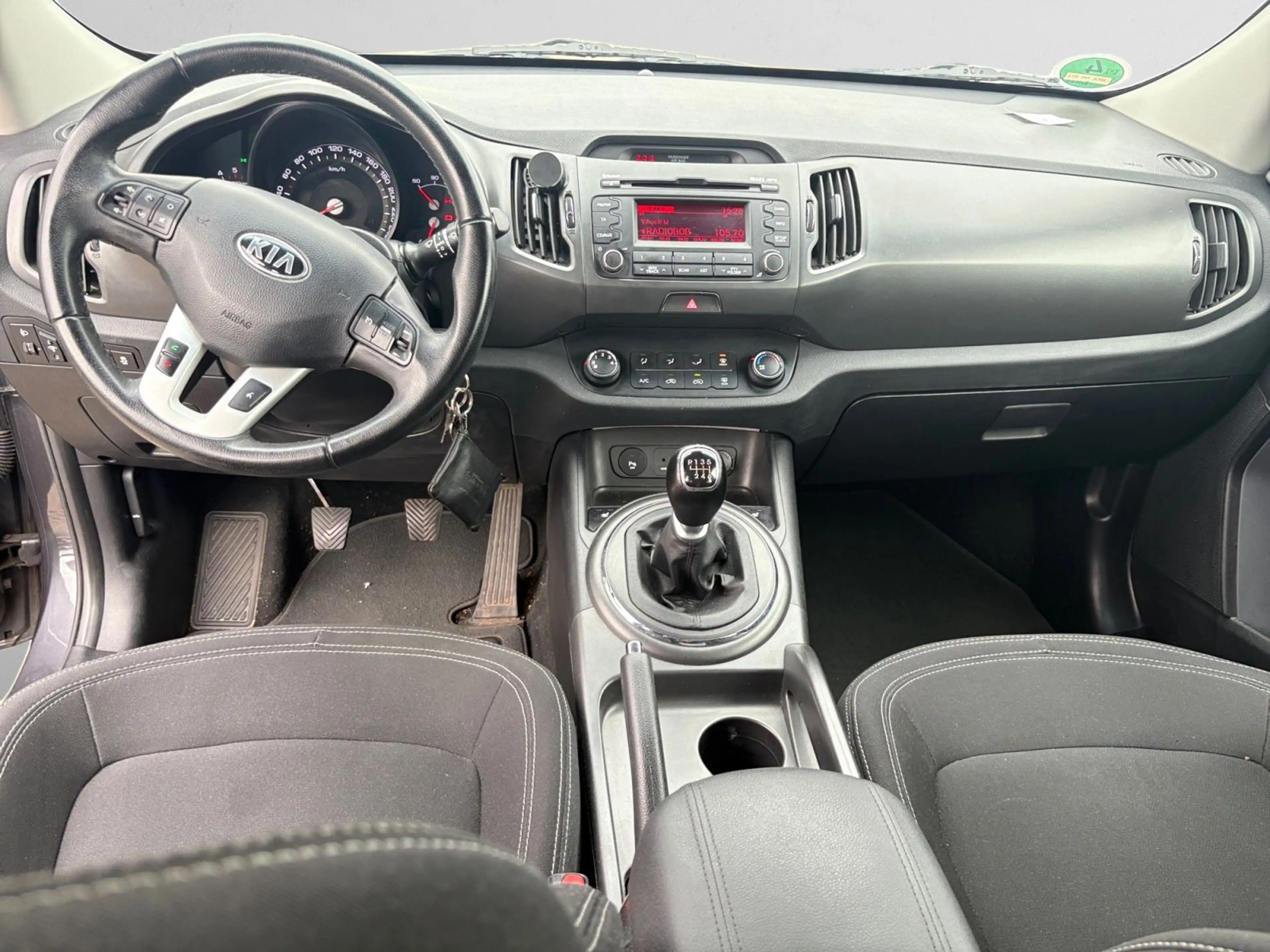 Kia Sportage Vision 2WD — photo 10