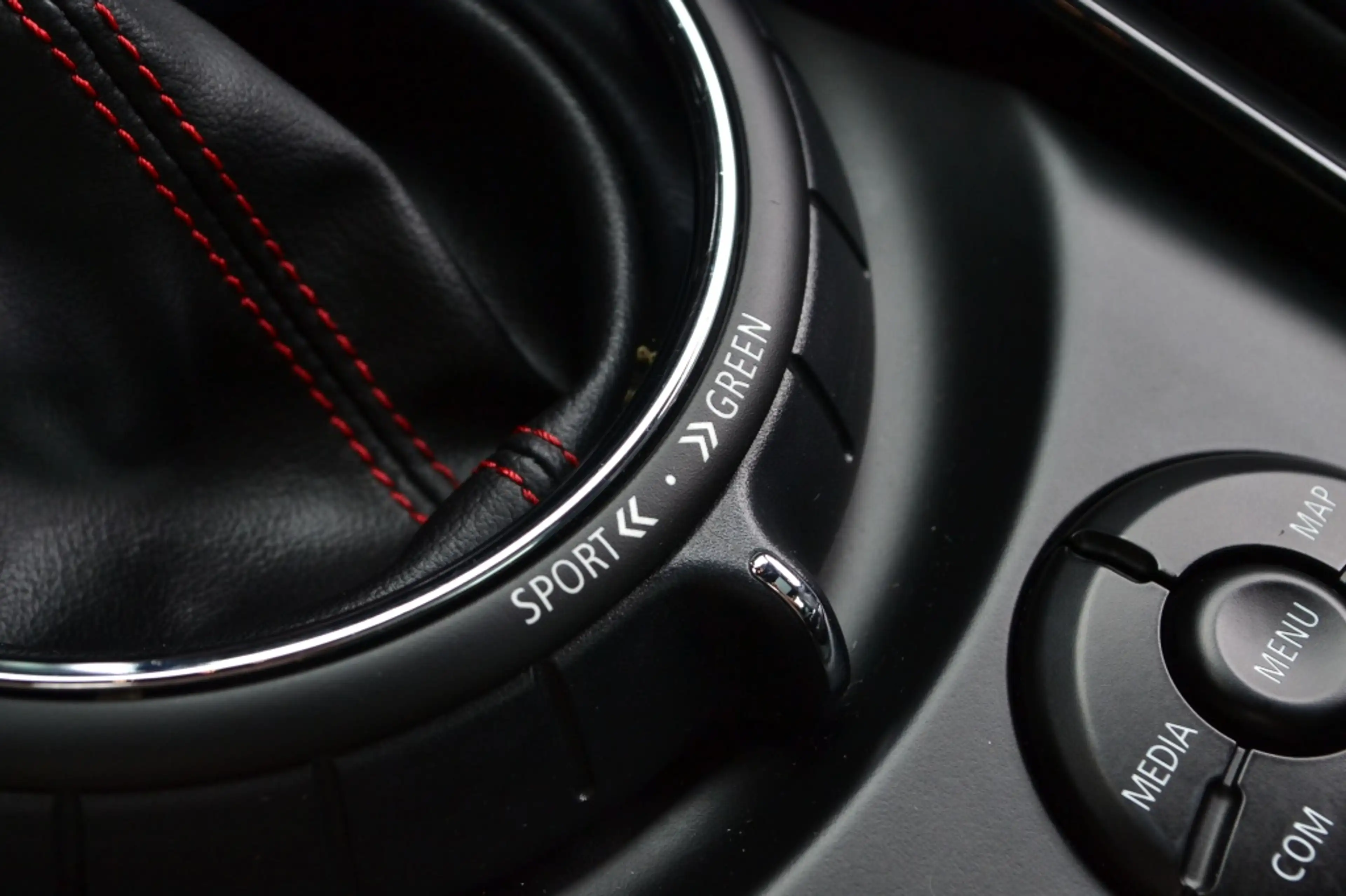 MINI John Cooper Works Clubman All4 — photo 46