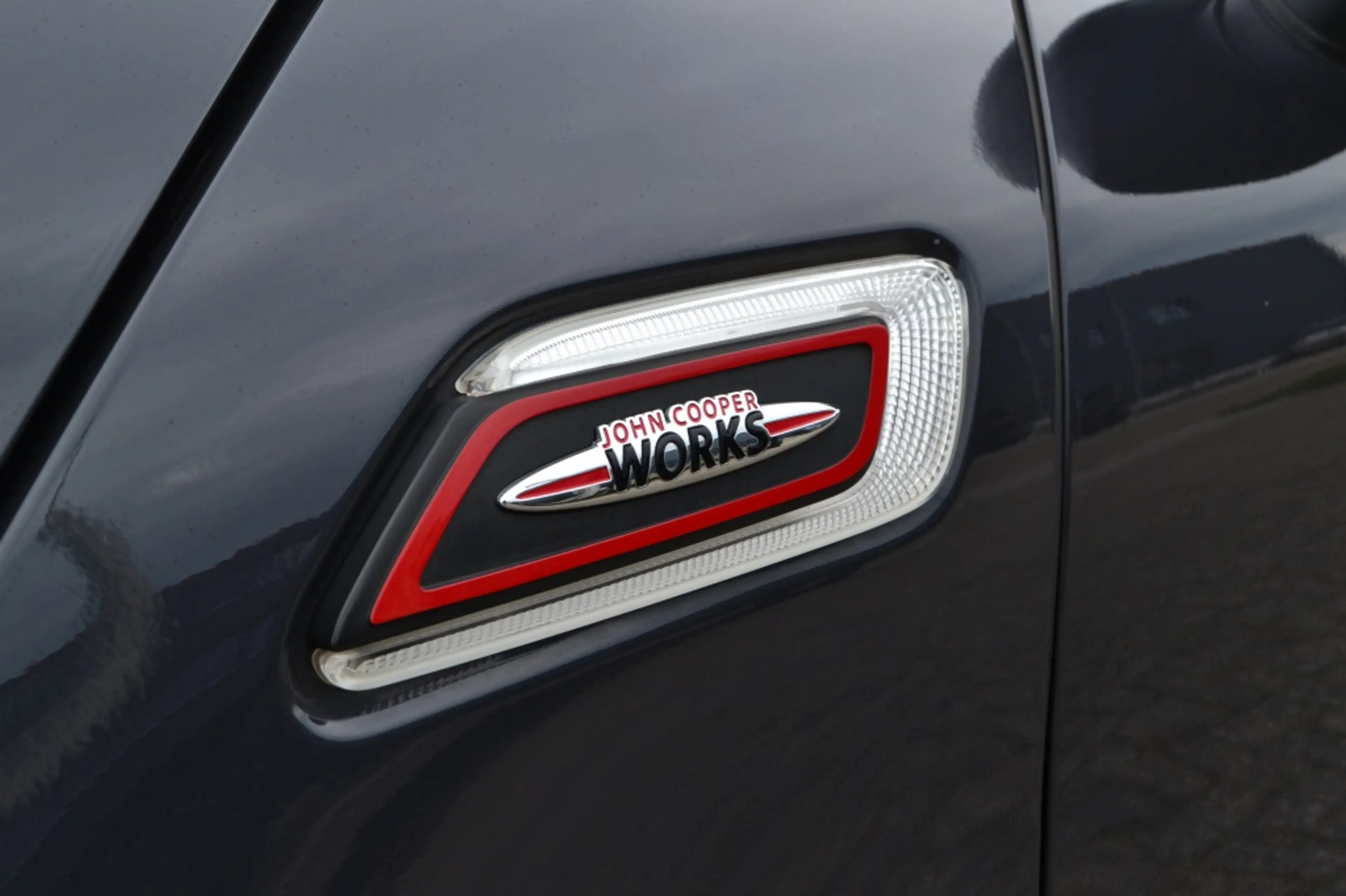 MINI John Cooper Works Clubman All4 — photo 18