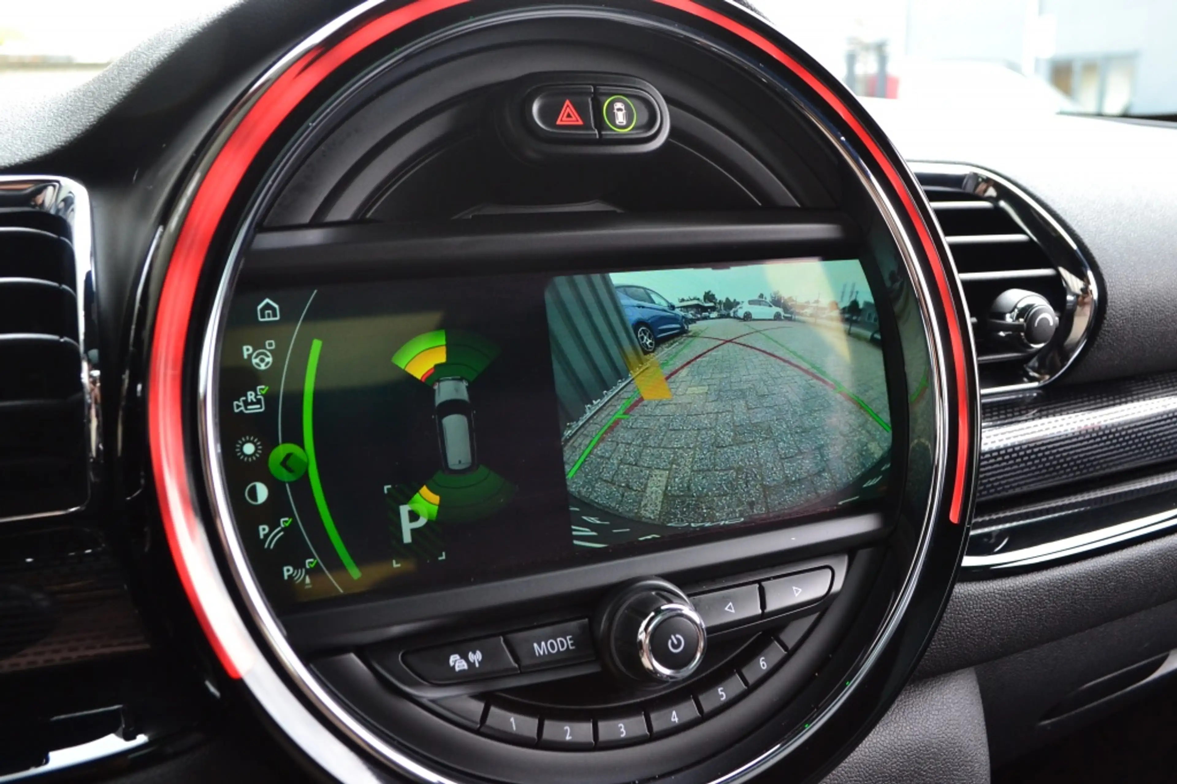 MINI John Cooper Works Clubman All4 — photo 36