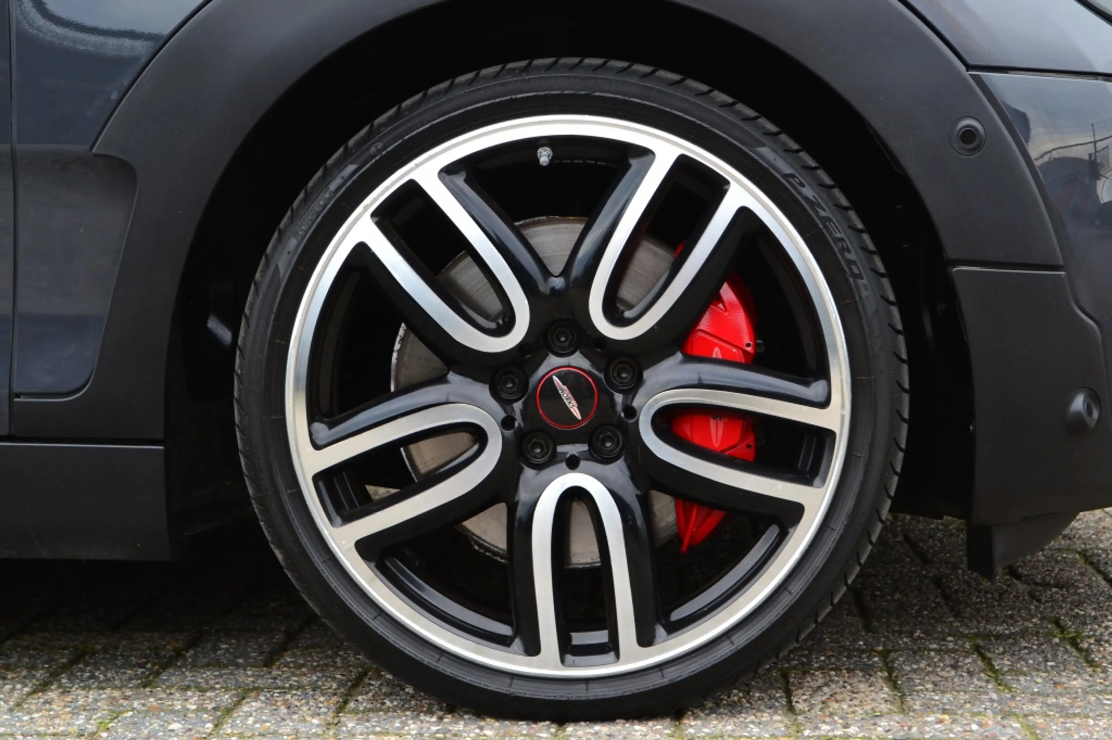 MINI John Cooper Works Clubman All4 — photo 29
