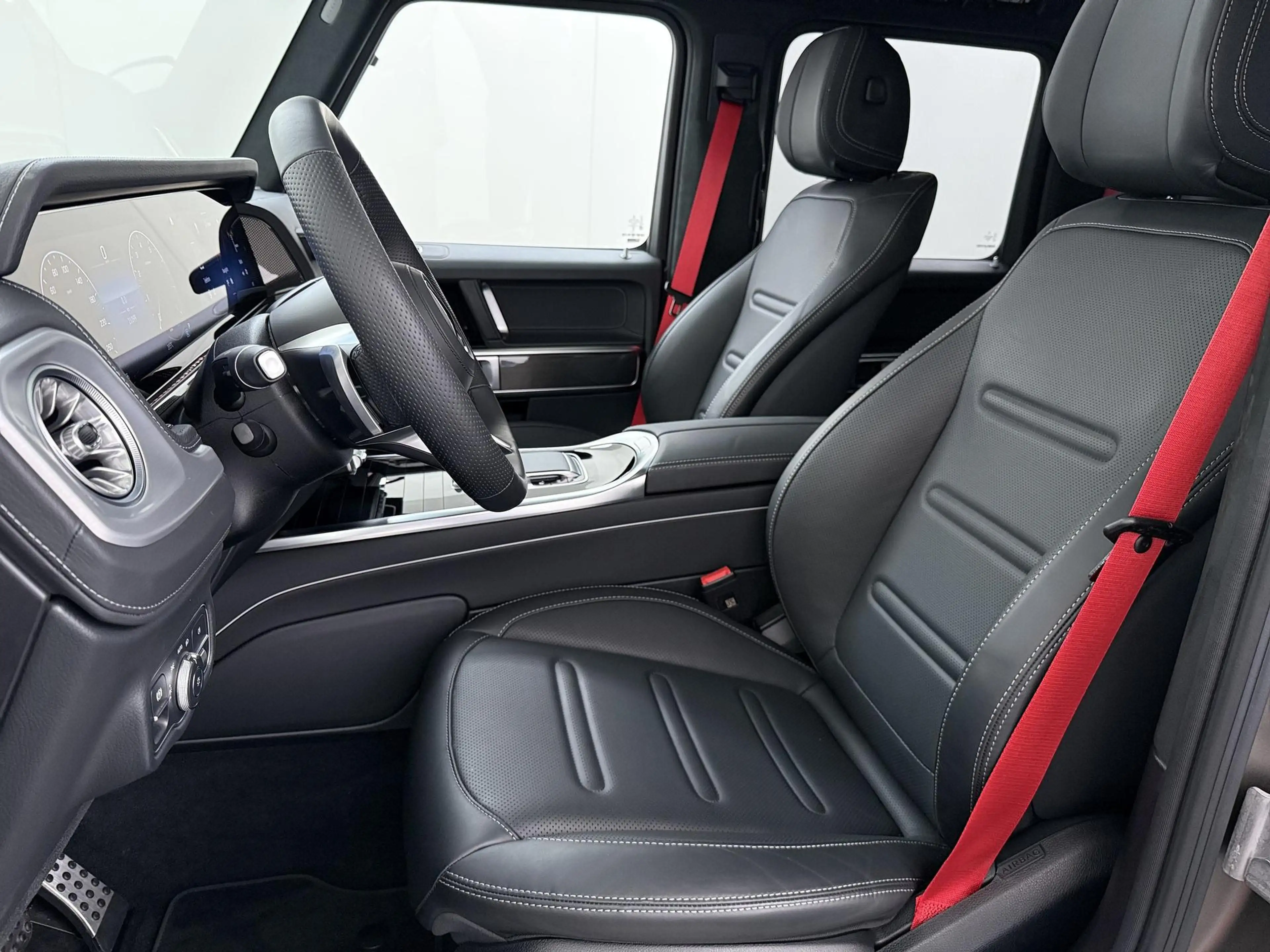 Mercedes-Benz G 500 — photo 4