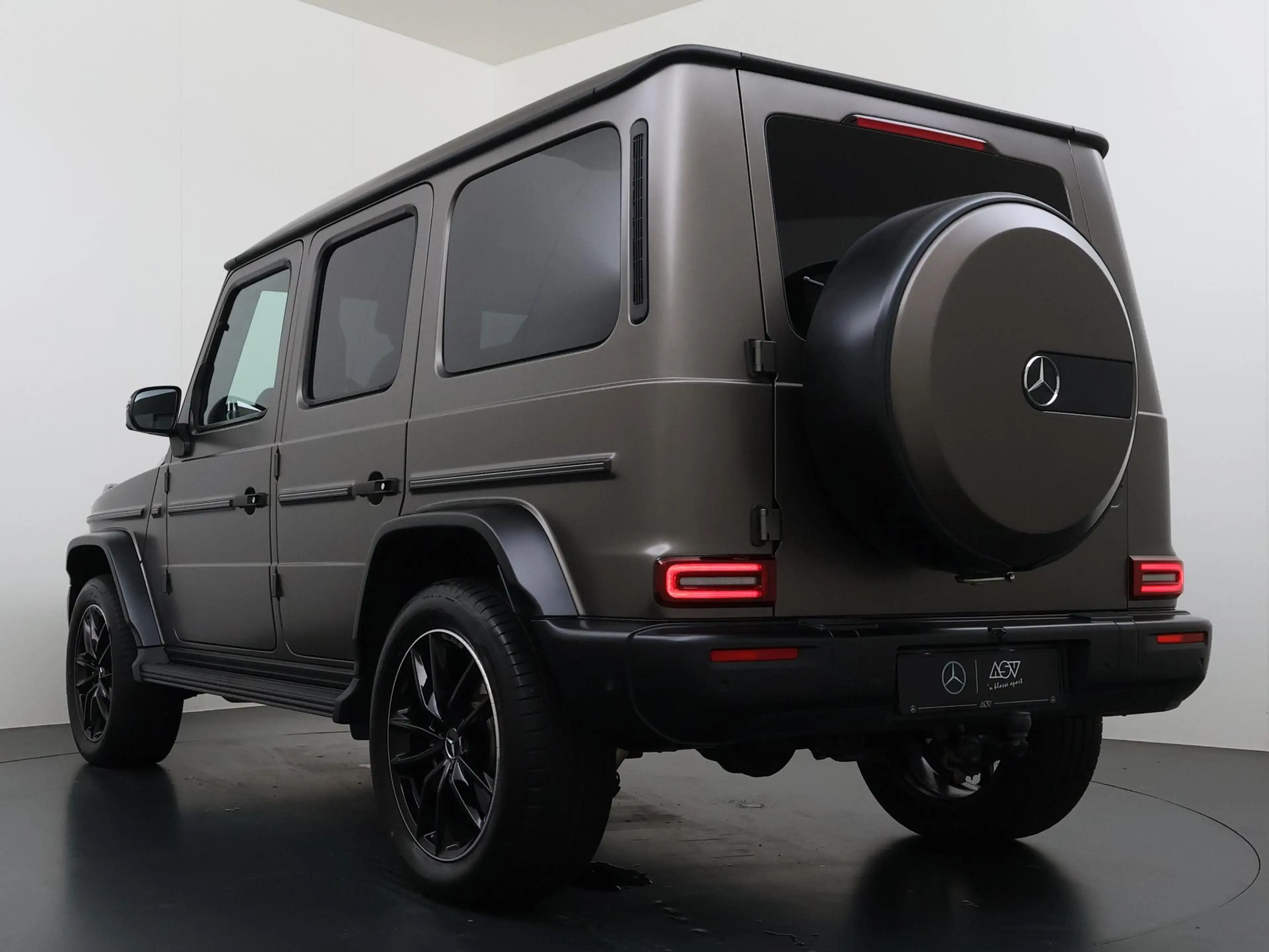 Mercedes-Benz G 500 — photo 5
