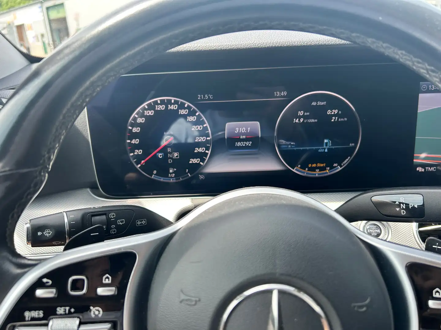 Mercedes-Benz E 200 E 200 d T Austria Edition Aut. Austria Edition Silber - 2