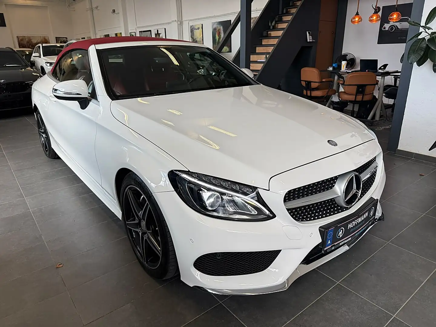 Mercedes-Benz C 220 d 4MATIC Cabrio Aut. AMG/Leder/Airscarf/ Weiß - 1