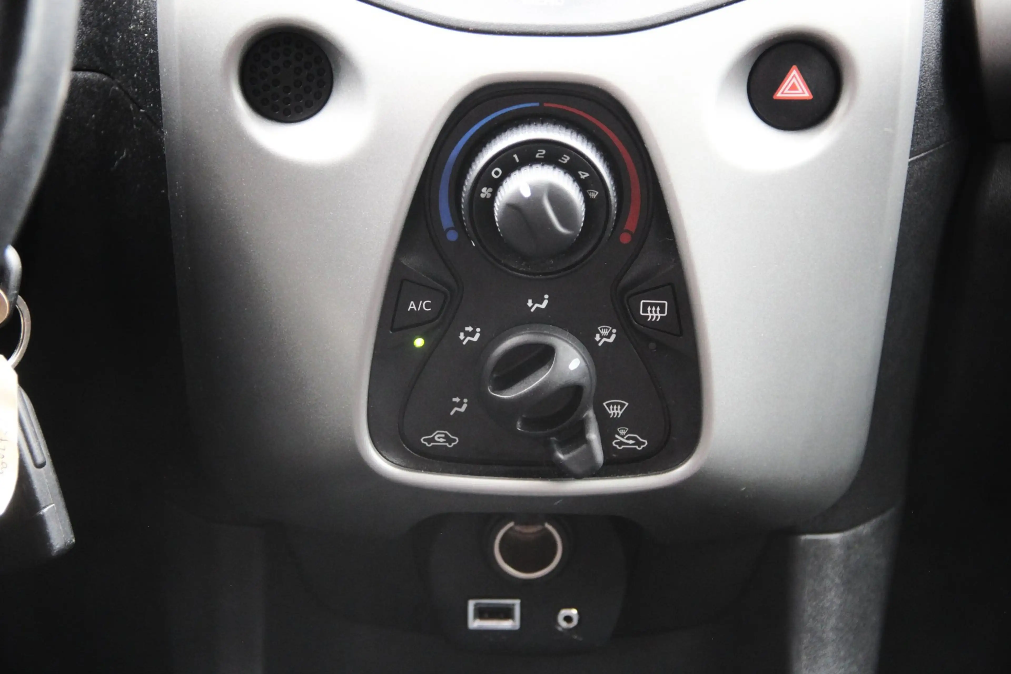 Citroen C1 1.0 e-VTi Feel NL Auto | Airco | Cruise | Bluetoot — photo 20