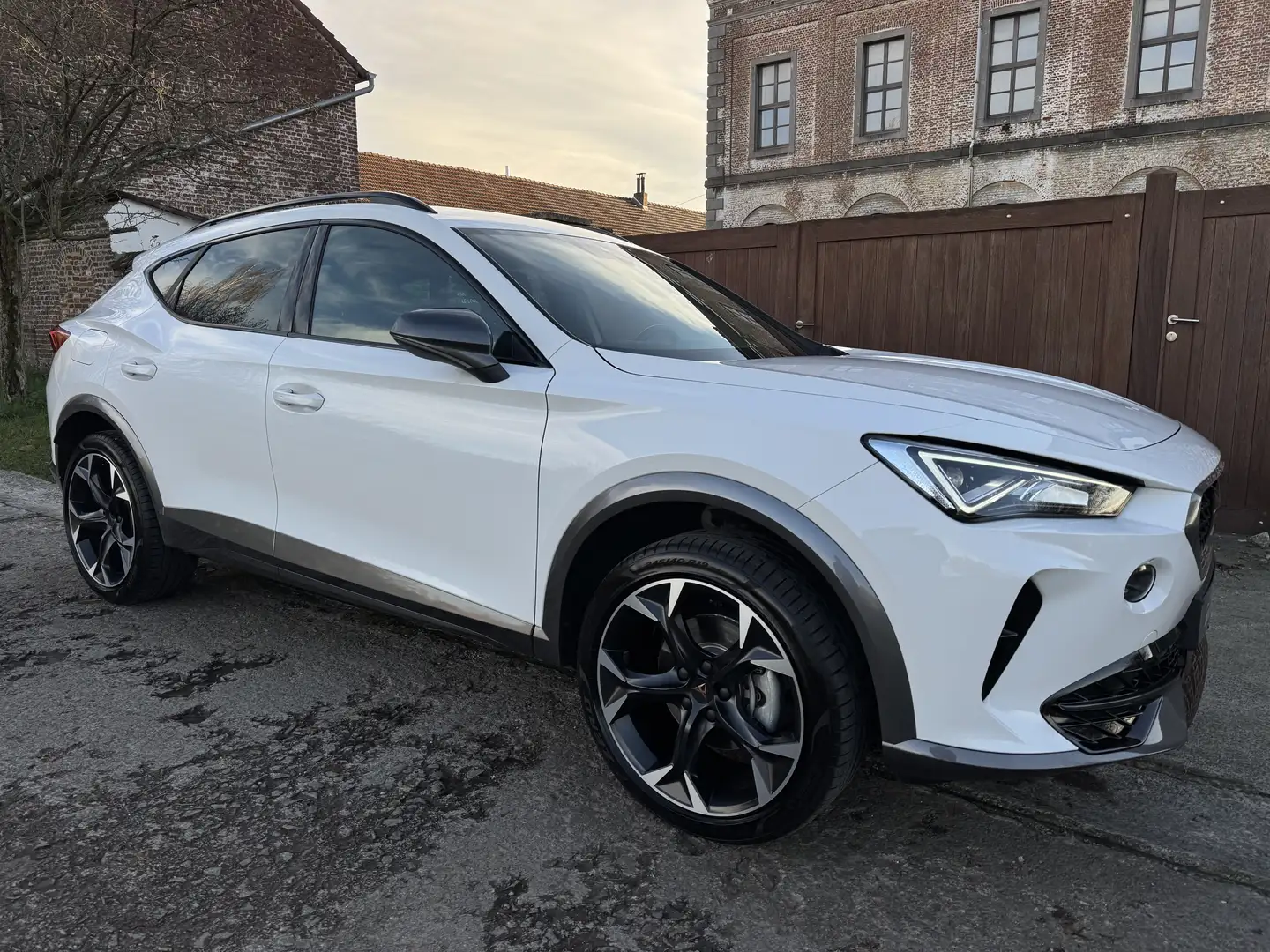 CUPRA Formentor 1.5 TSI DSG *VIRTUAL * ACC * CAM * VOLANT CHAUFF* Blanc - 1