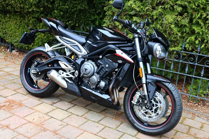 Triumph Street Triple 765 - foto 7
