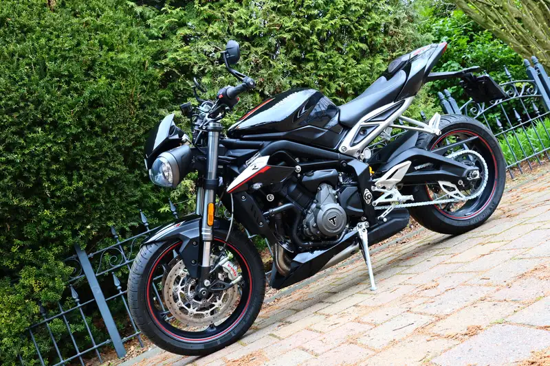 Triumph Street Triple 765 - foto 3