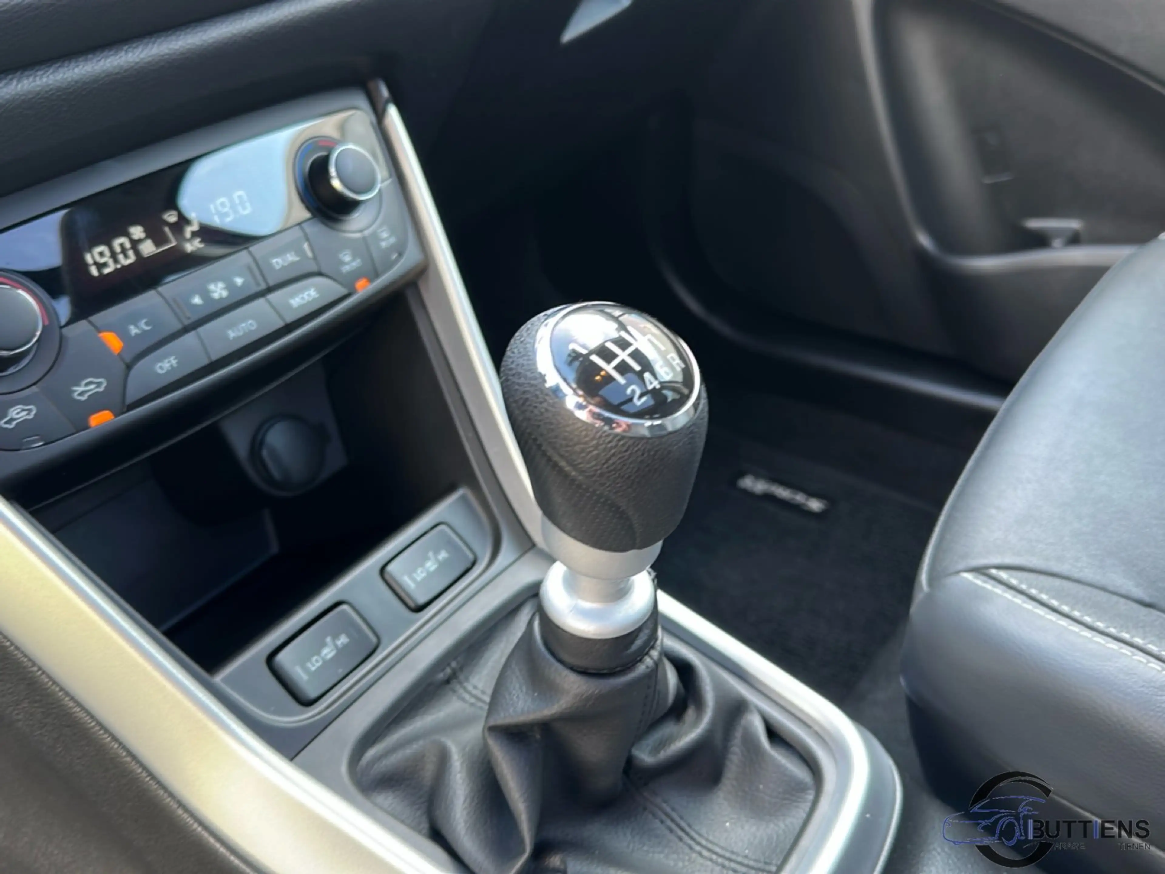 Suzuki SX4 S-Cross Grand Luxe Xtra SHVS (MY20) — photo 14