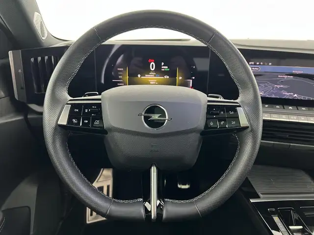 Opel Astra view 17