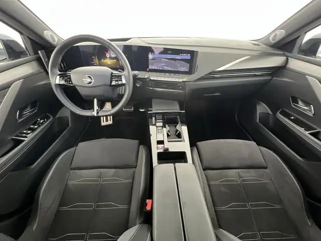 Opel Astra view 9