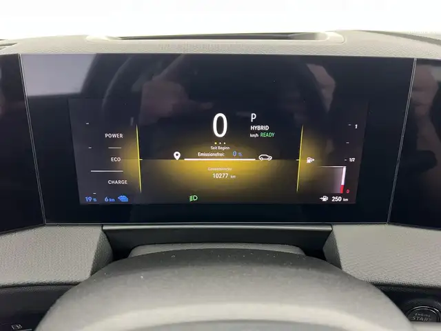 Opel Astra view 12