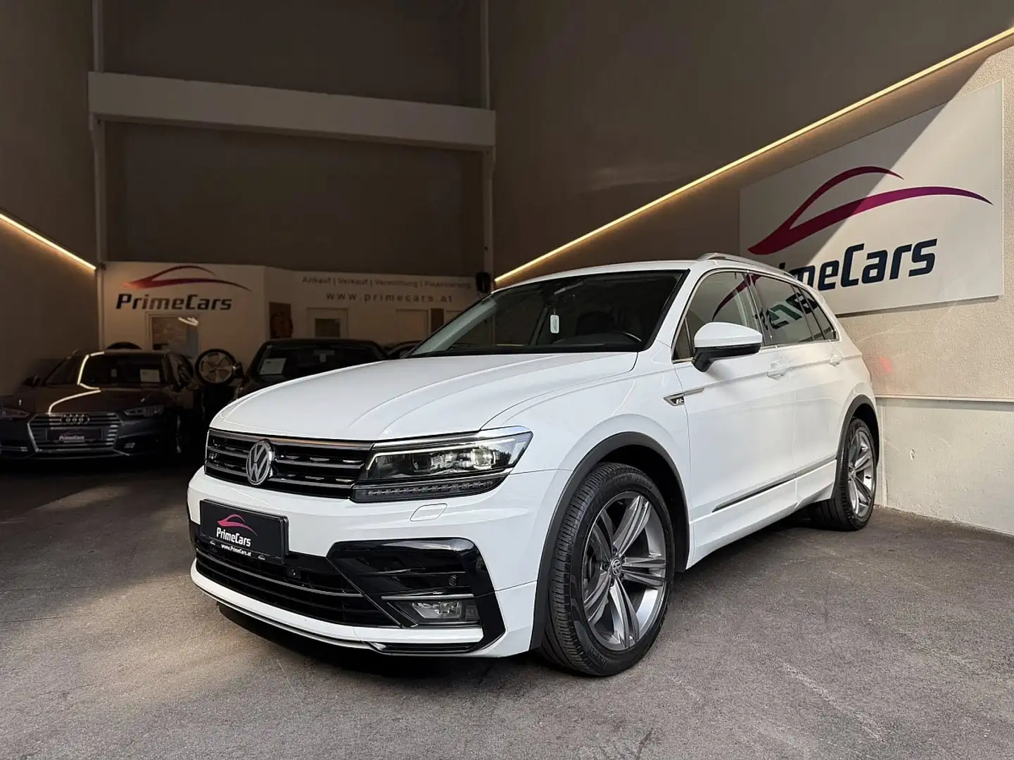 Volkswagen Tiguan 2,0 TDI SCR 4Motion Highline DSG/R-LINE/LED/NAV... Weiß - 1