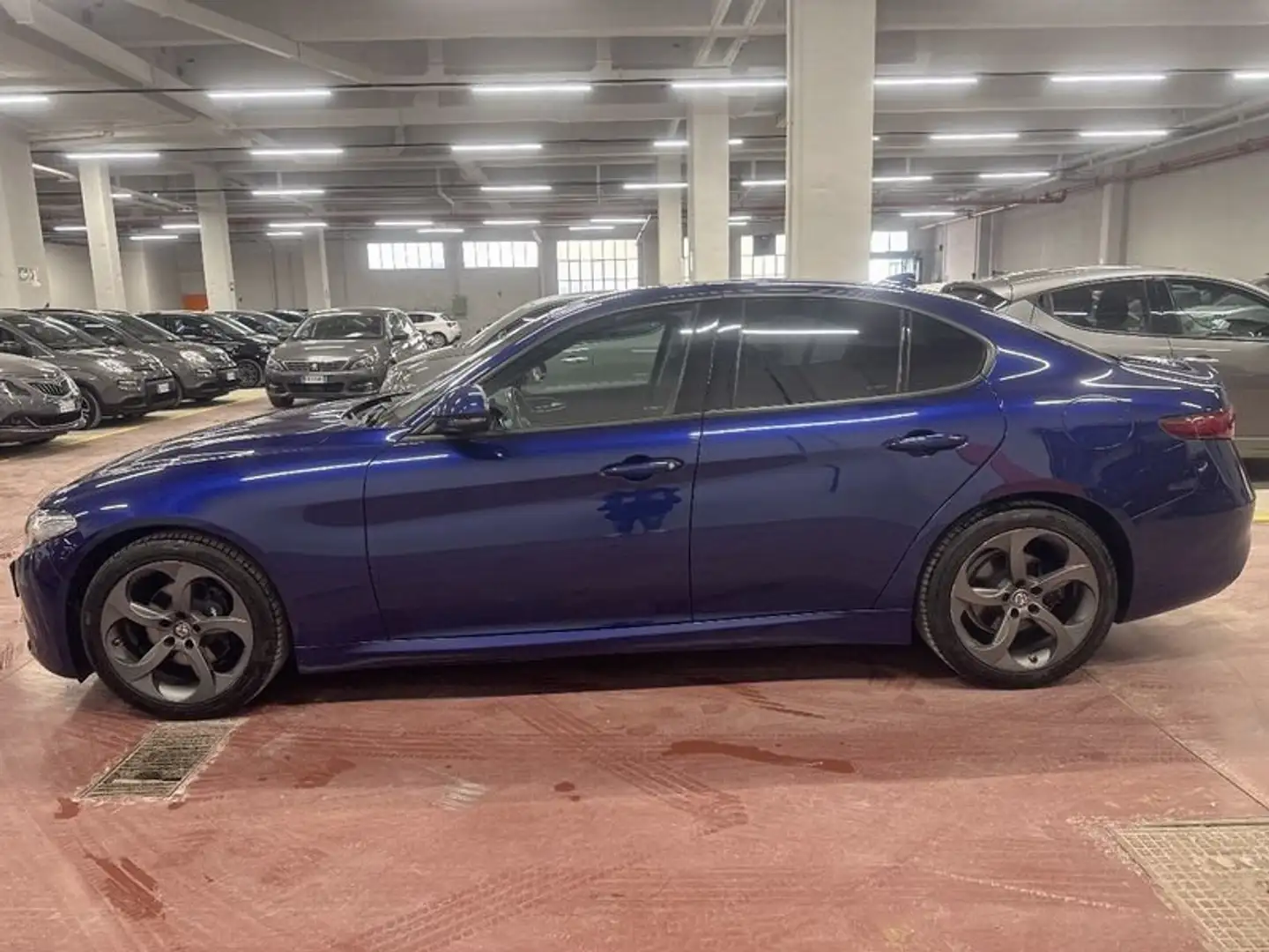 Alfa Romeo Giulia 2.2 Turbo AT8 190CV Sprint Kék - 2