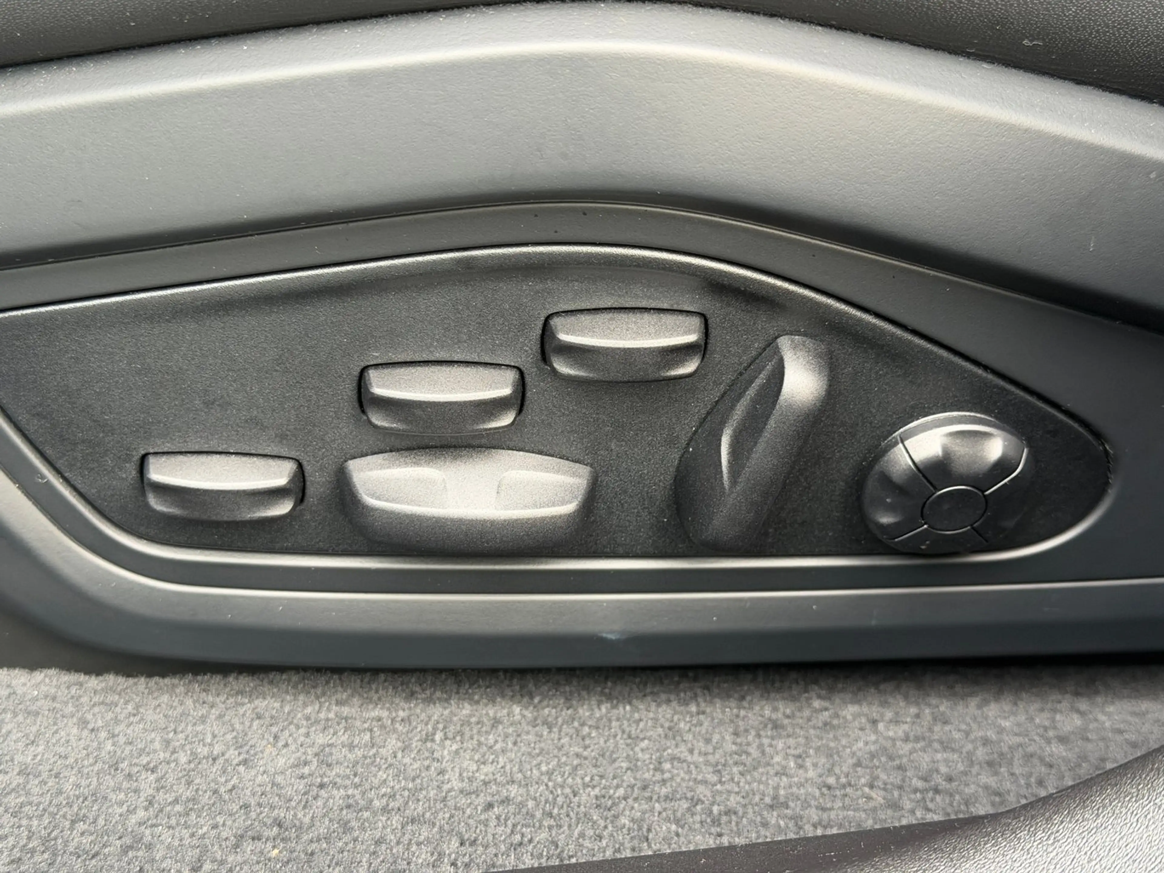 Porsche Taycan 4S Sport Turismo — photo 23