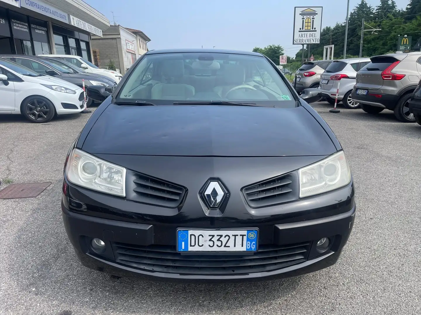 Renault Megane Megane CC 1.9 dci Dynamique Nero - 2