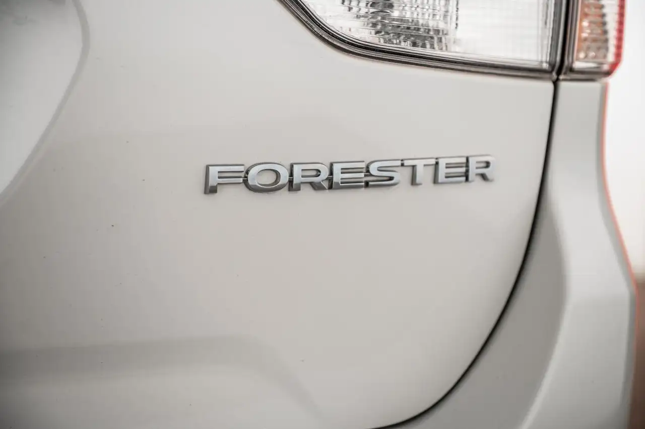 Subaru Forester снимка Subaru Forester