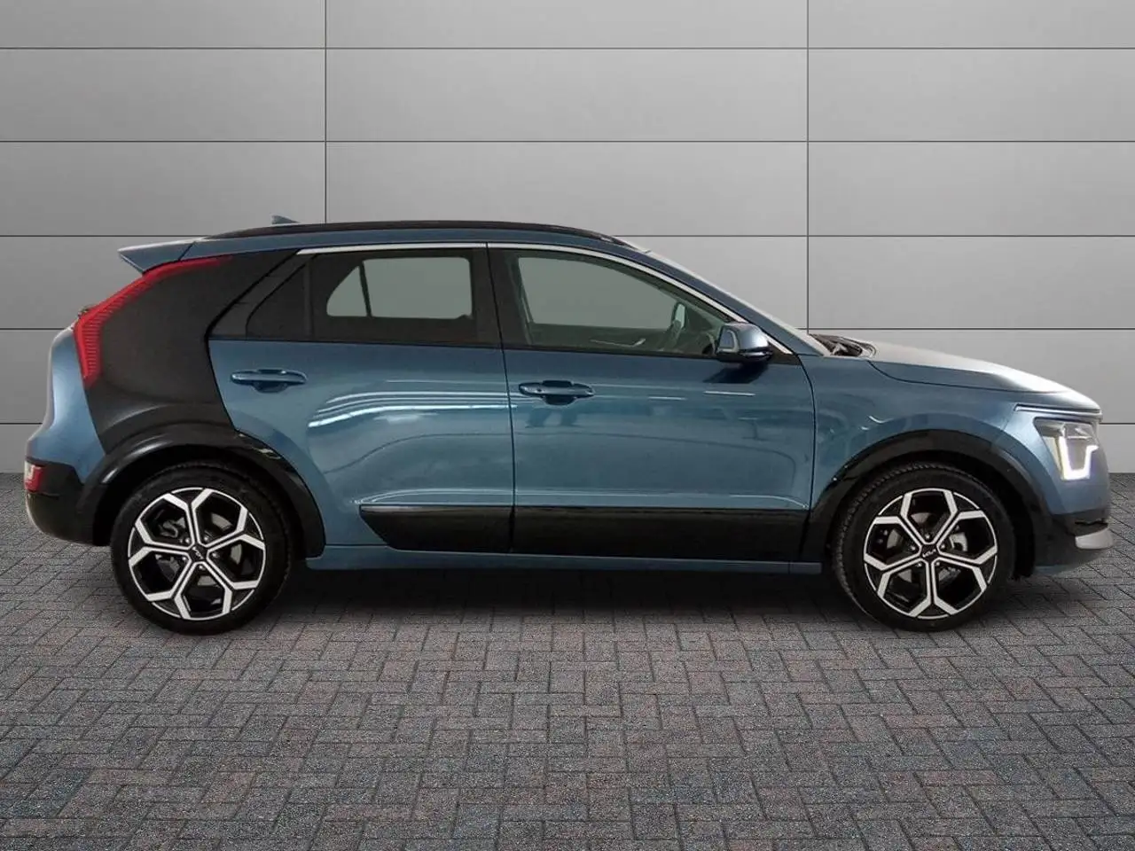 Kia Niro II 2022 1.6 gdi phev Evolution 171cv dct6! PREZZO REALE, миниатюра 3