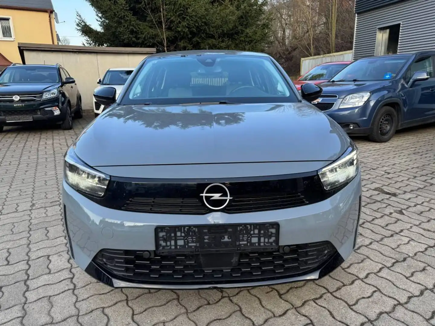 Opel Corsa CORSA 1.2 Grijs - 2