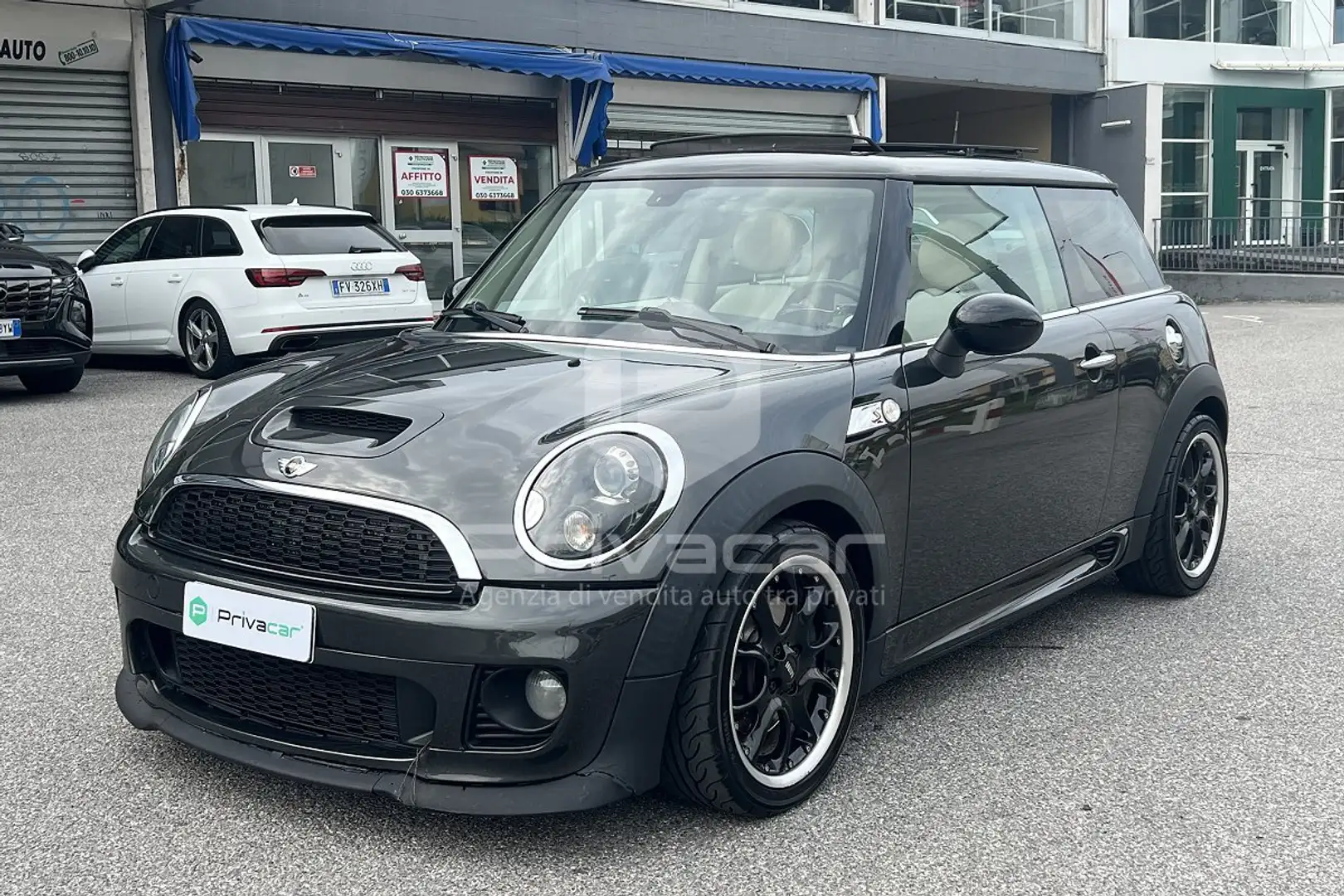 MINI Cooper S Mini 1.6 16V Cooper S Silber - 1