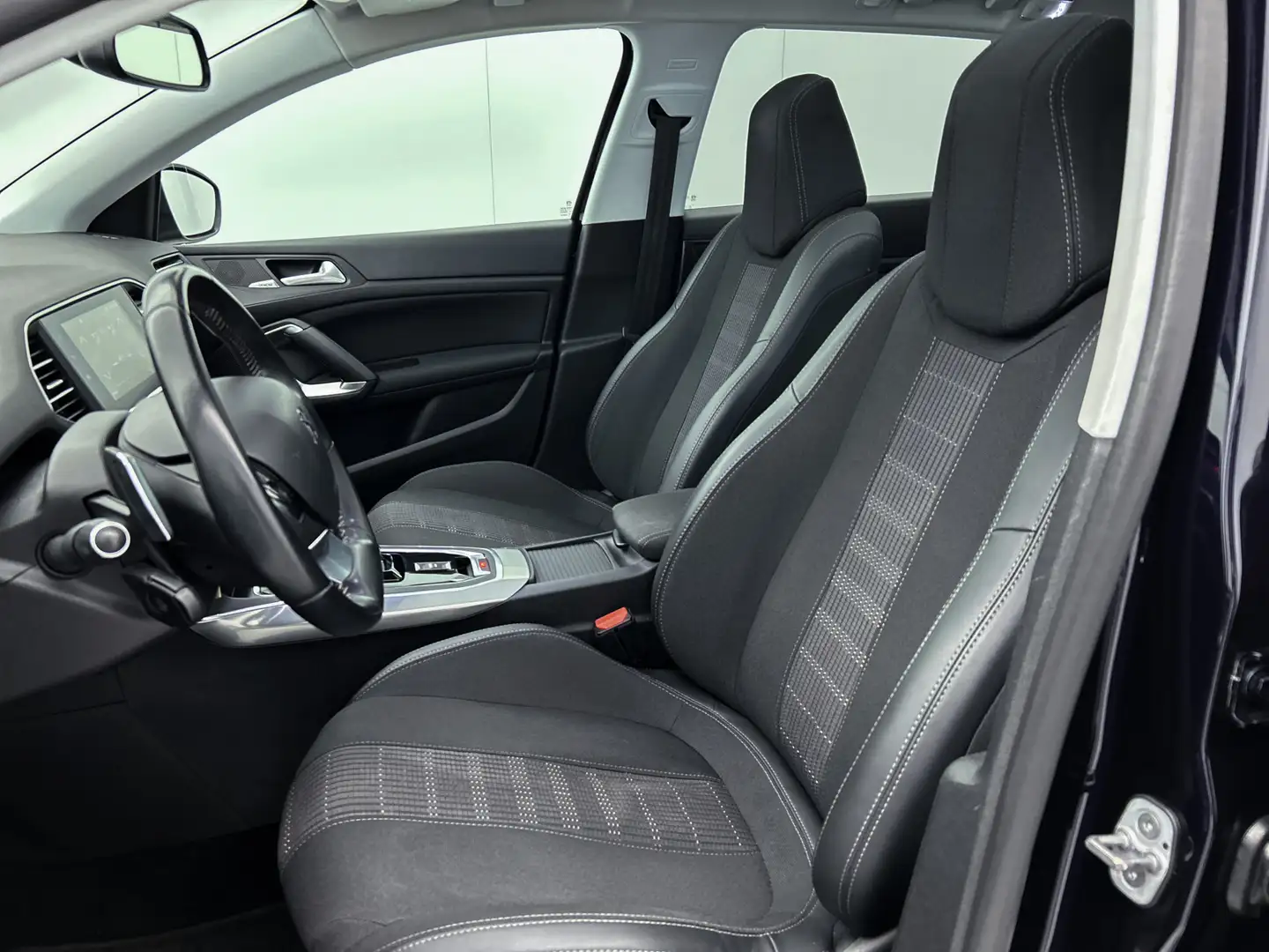 Peugeot 308 SW 1.5 HDi Automaat 131PK Premium / Panorama dak / Blauw - 2