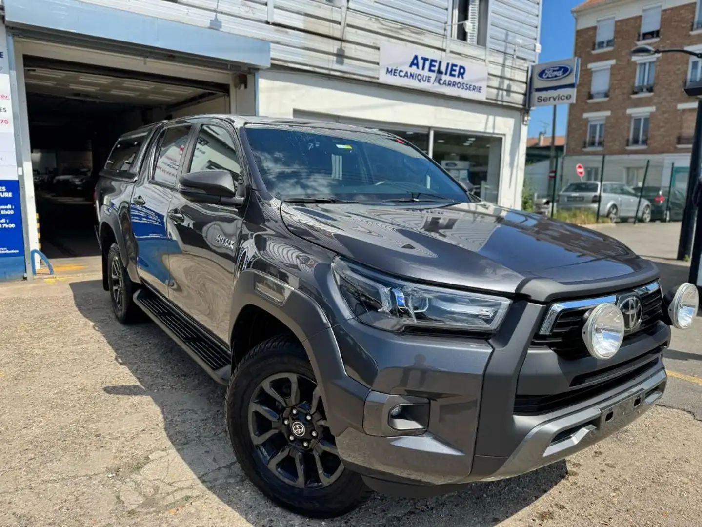 Toyota Hilux IV 4WD 2.8 D-4D 204 DOUBLE CABINE INVINCIBLE - 1