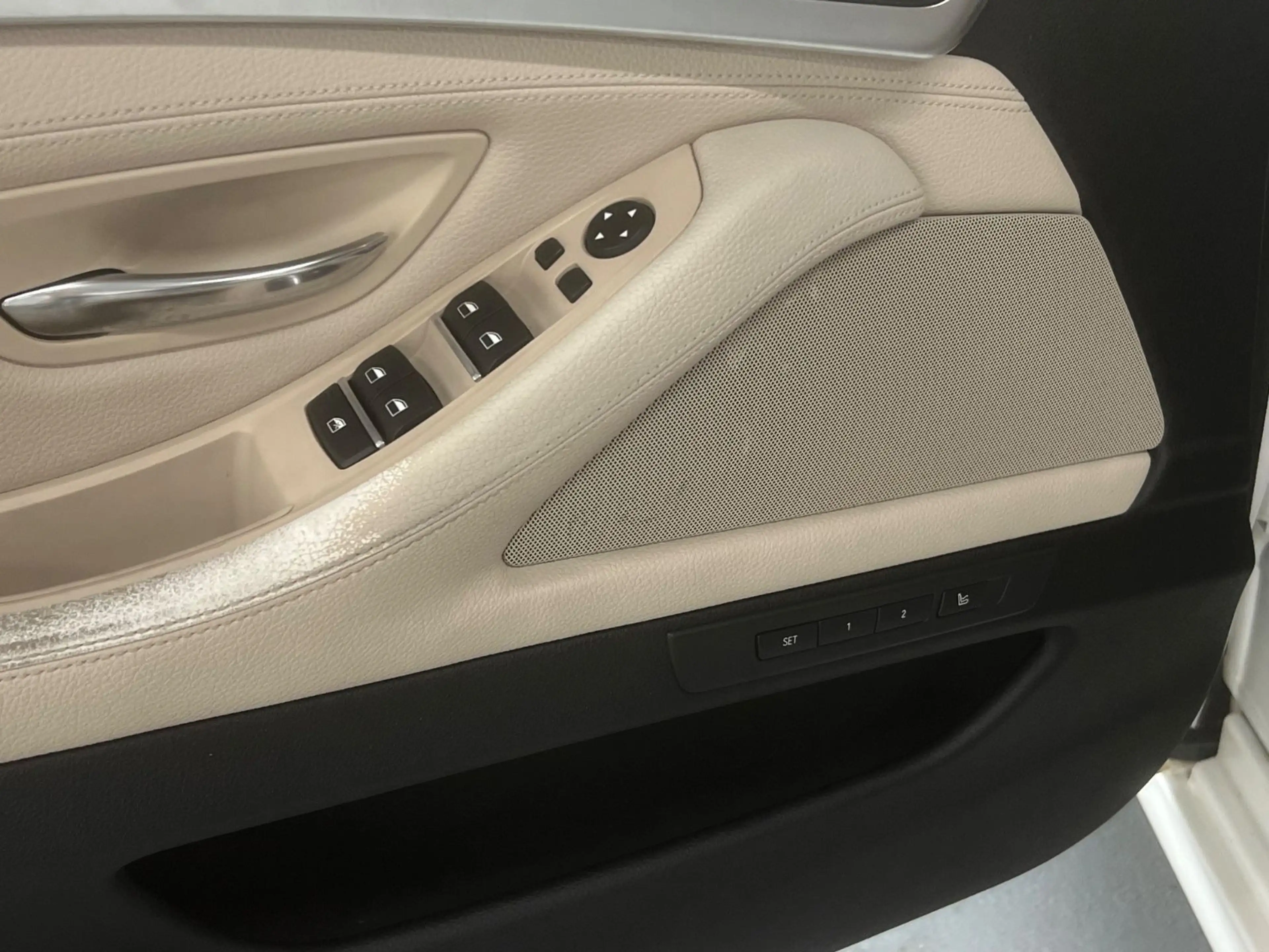 BMW 535 d xDrive Pano HUD H&K 360° AHK Softclose LED — photo 11