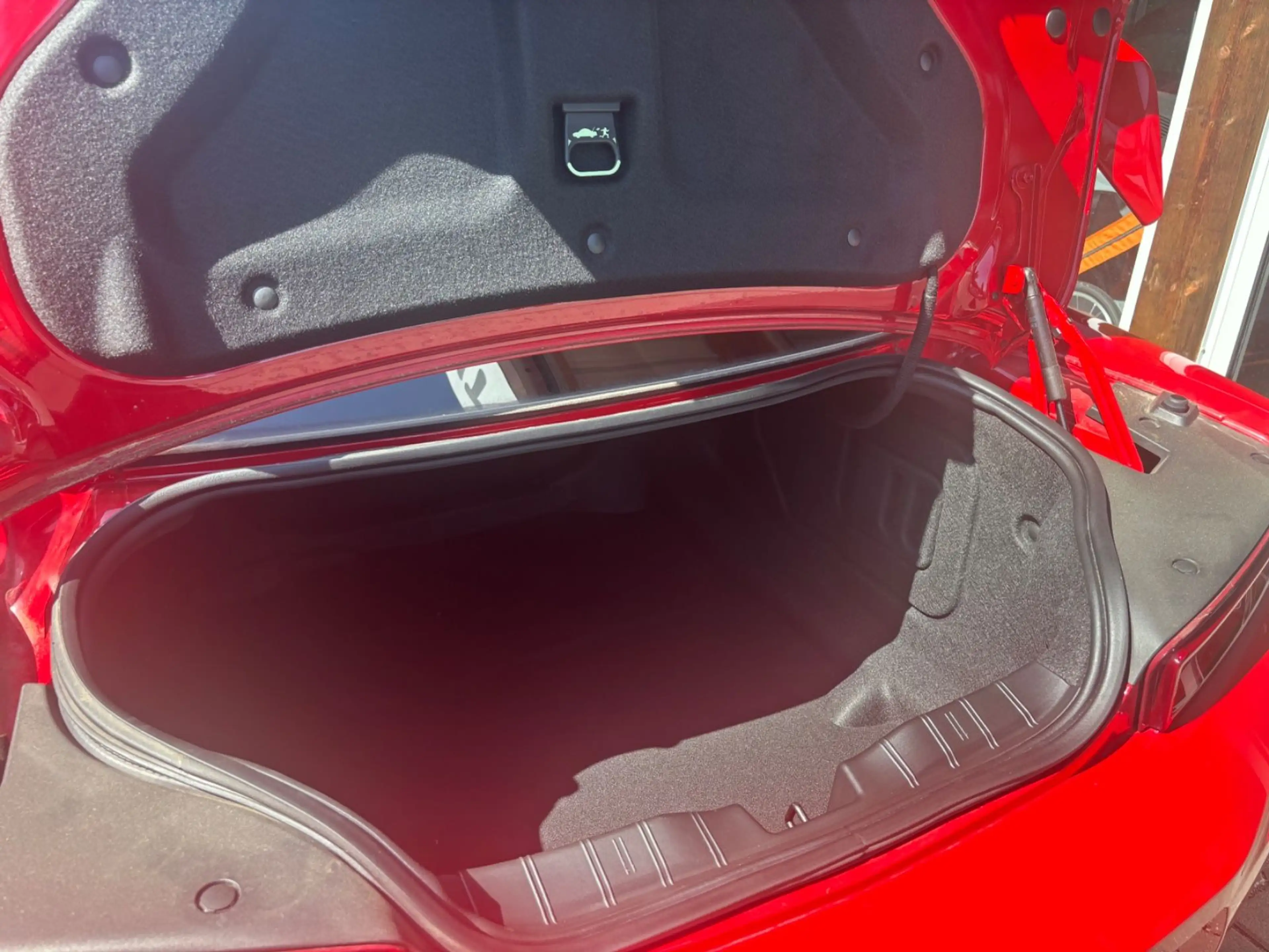 Chevrolet Camaro Coupé V8 deutsch Unfallfrei 1.Hand — photo 18