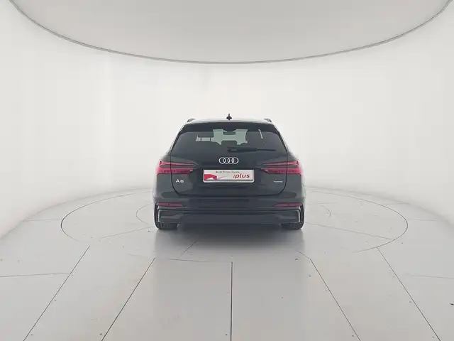 Audi A6 view 4