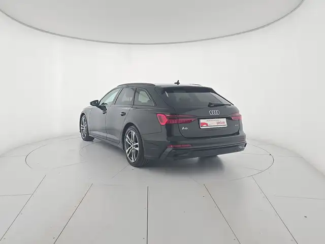 Audi A6 view 3