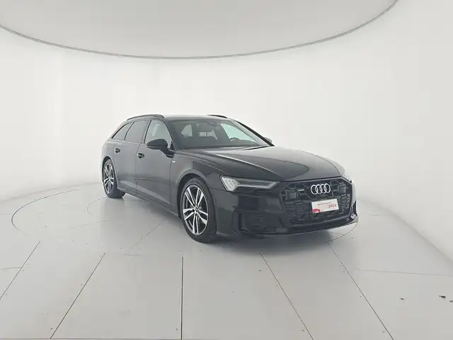 Audi A6 view 6