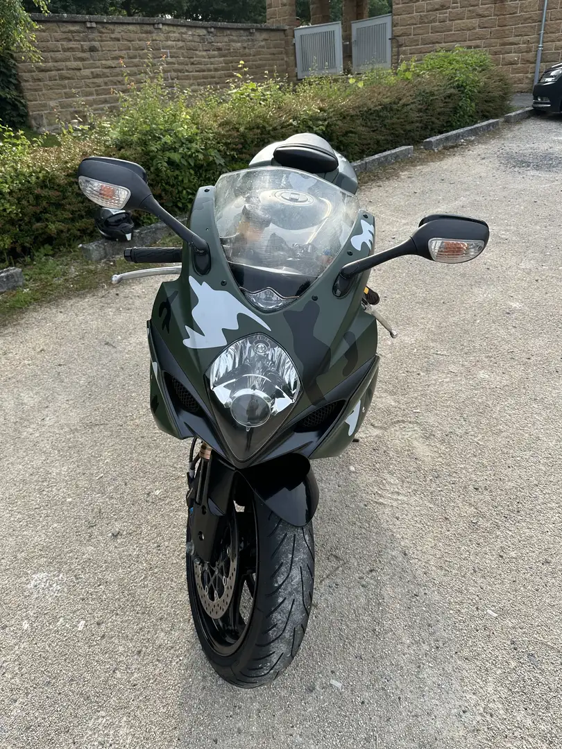Suzuki GSX-R 1000 Suzuki GSX-R 1000 k7 Grün - 1