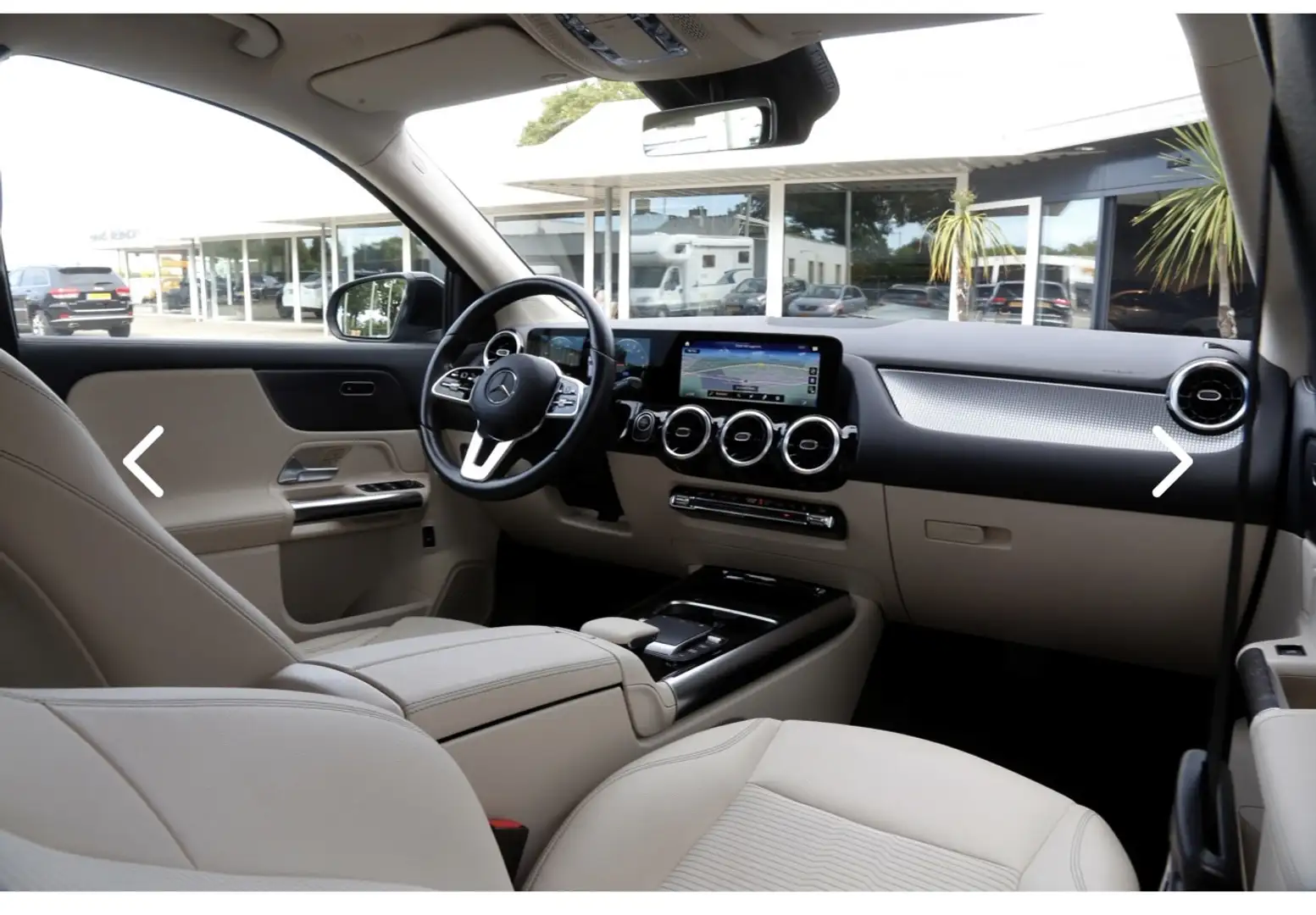 Mercedes-Benz GLA 250 AMG Line Hybride BTW Fekete - 1