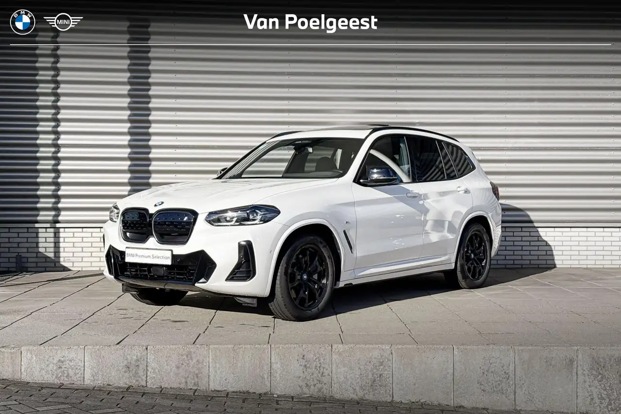 BMW iX3