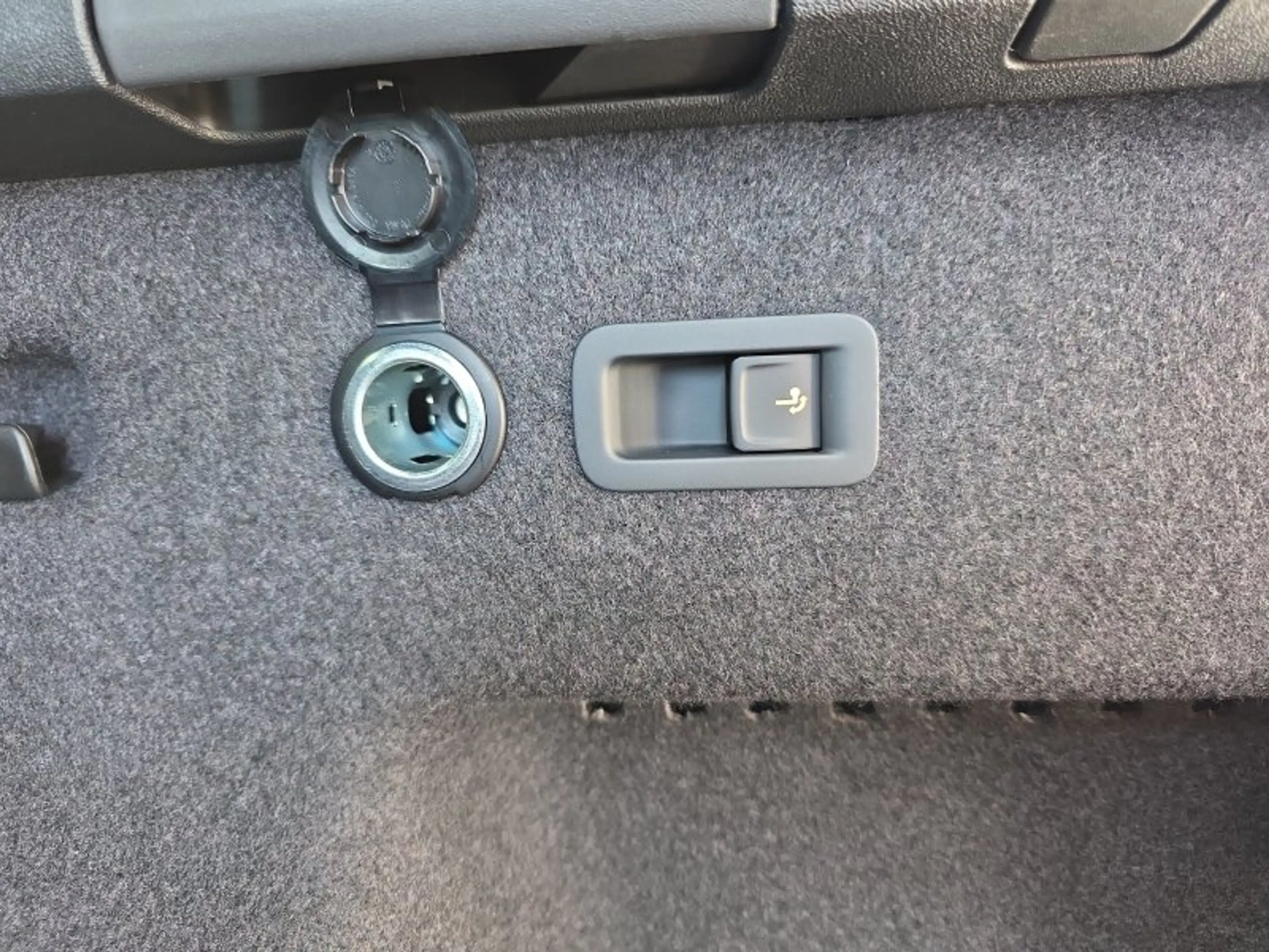 Skoda Kodiaq Sportline 1,5 TSI iV aAHK/Pano/Matrix/Navi — photo 19