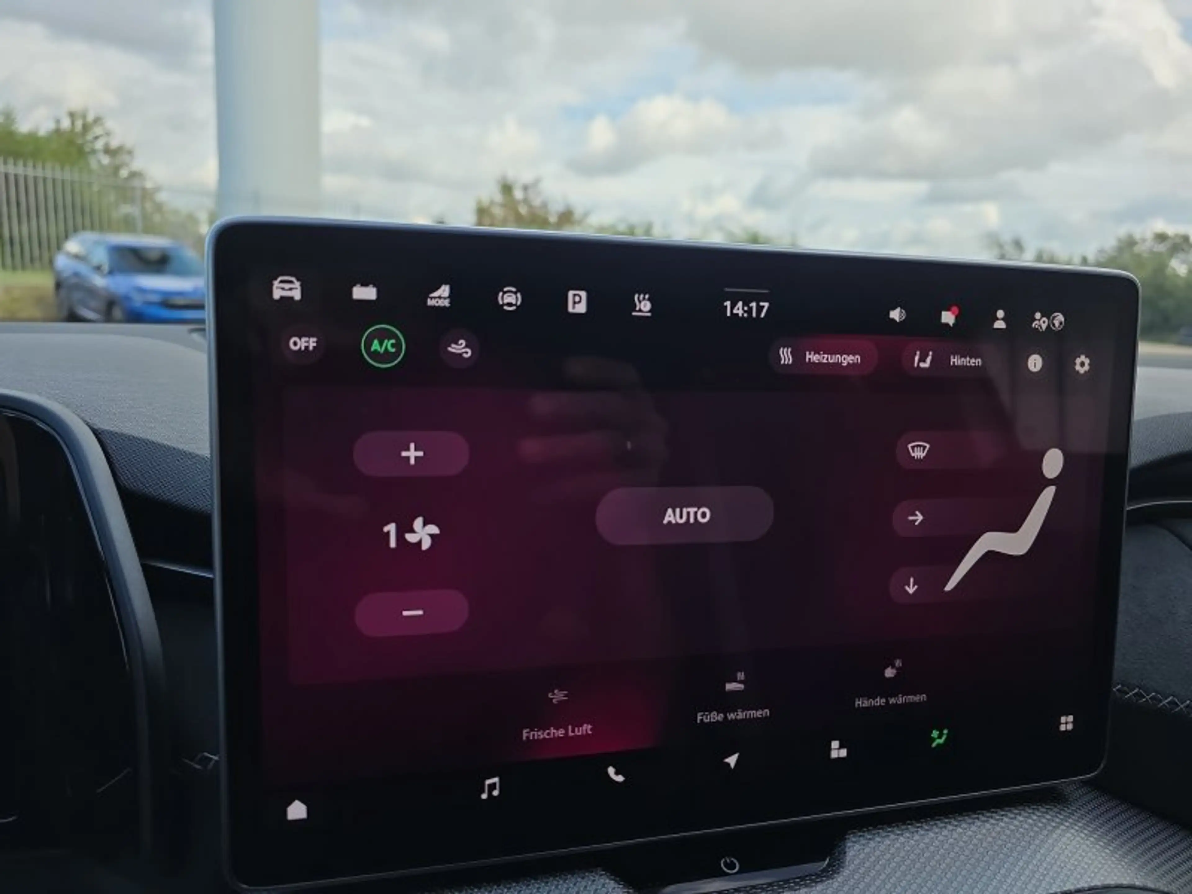 Skoda Kodiaq Sportline 1,5 TSI iV aAHK/Pano/Matrix/Navi — photo 35
