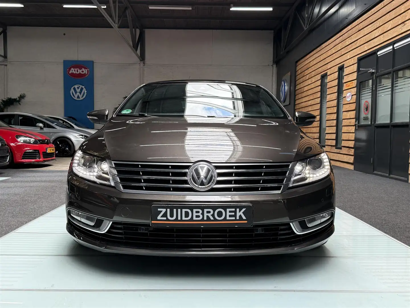 Volkswagen CC 3.6 V6 4Motion Pano Xenon Clima DSG Brun - 2