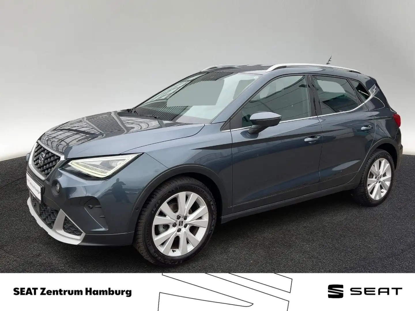 SEAT Arona 1.0 TSI Xperience 6-Gang Navi Kamera LED L Grijs - 1