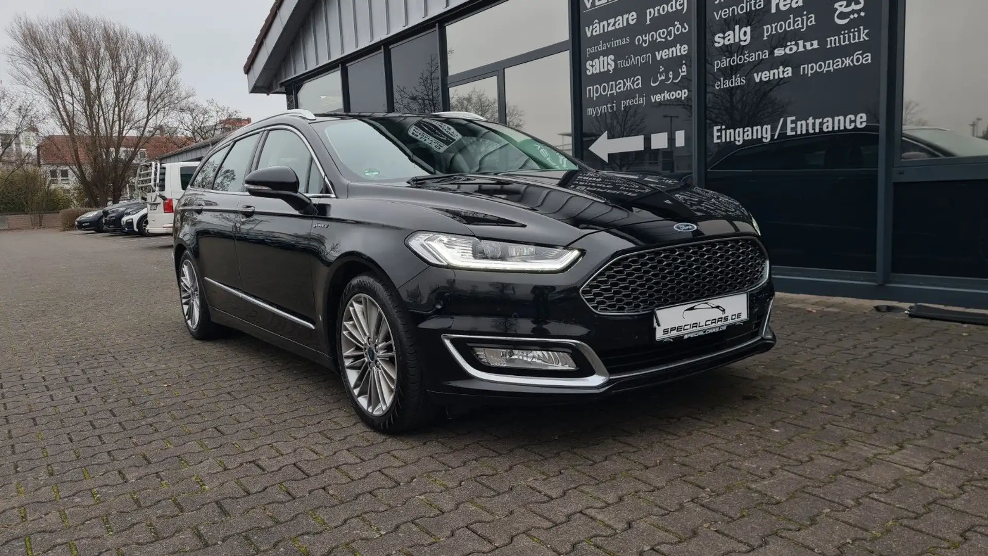 Ford Mondeo 2,0 TDCi Vignale - ACC - MASSAGE - AHK Noir - 1