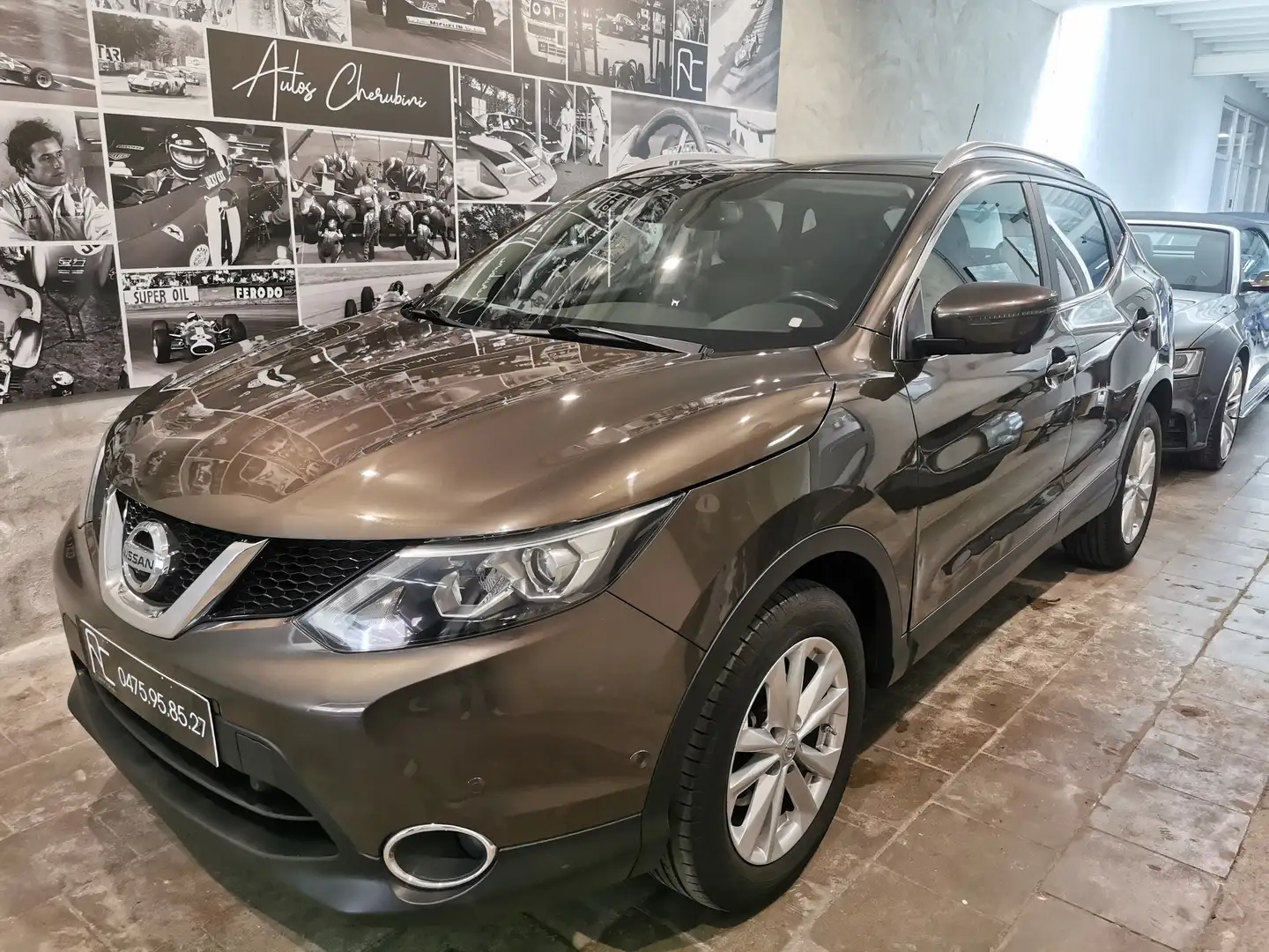 Nissan Qashqai 1.2 DIG-T 2WD Tekna 360 Xtronic Brun - 1