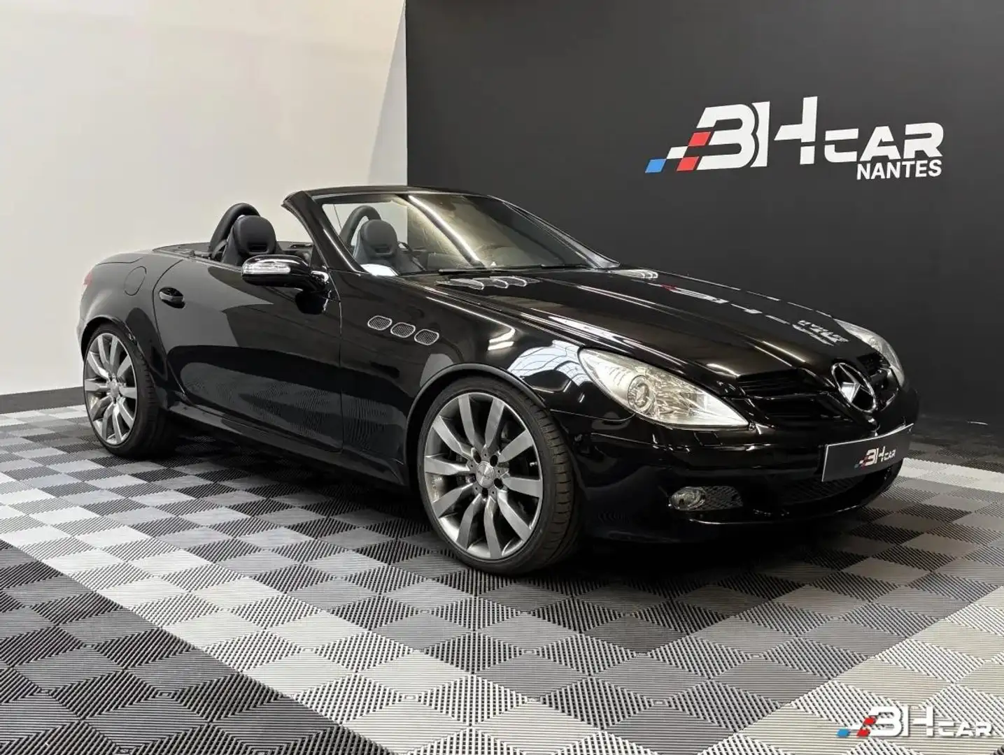Mercedes-Benz SLK 350 V6 272 Ch /Jantes ART /CarPlay/Android Auto-GPS/Freins Perf Schwarz - 1