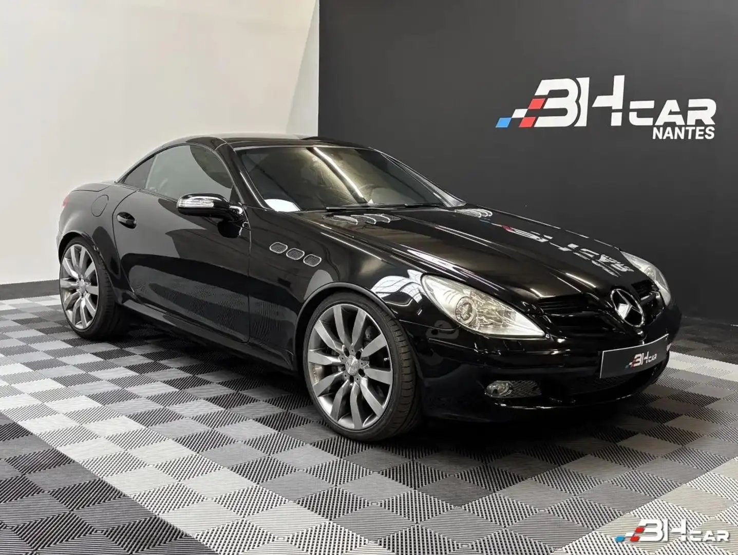 Mercedes-Benz SLK 350 V6 272 Ch /Jantes ART /CarPlay/Android Auto-GPS/Freins Perf Schwarz - 2