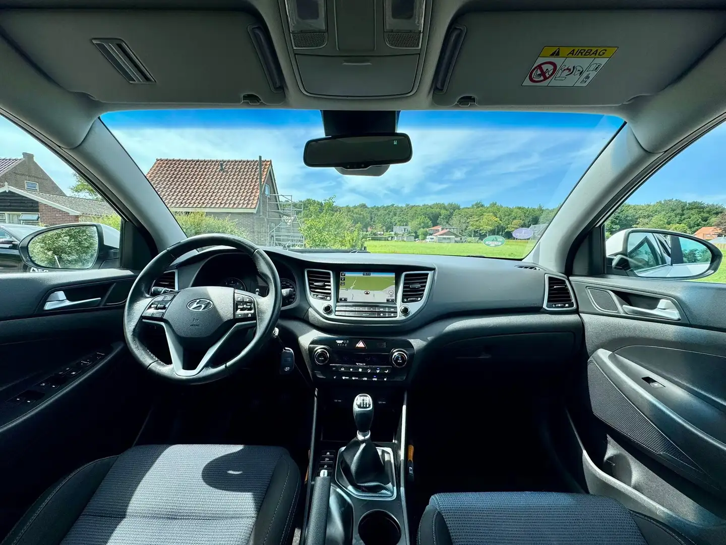 Hyundai TUCSON 1.6 GDi Comfort Clima Navi Camera Stoelverwarming Wit - 2