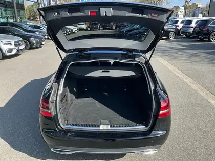 Annonce voiture d'occasion Mercedes-Benz C 200 - CARADIZE