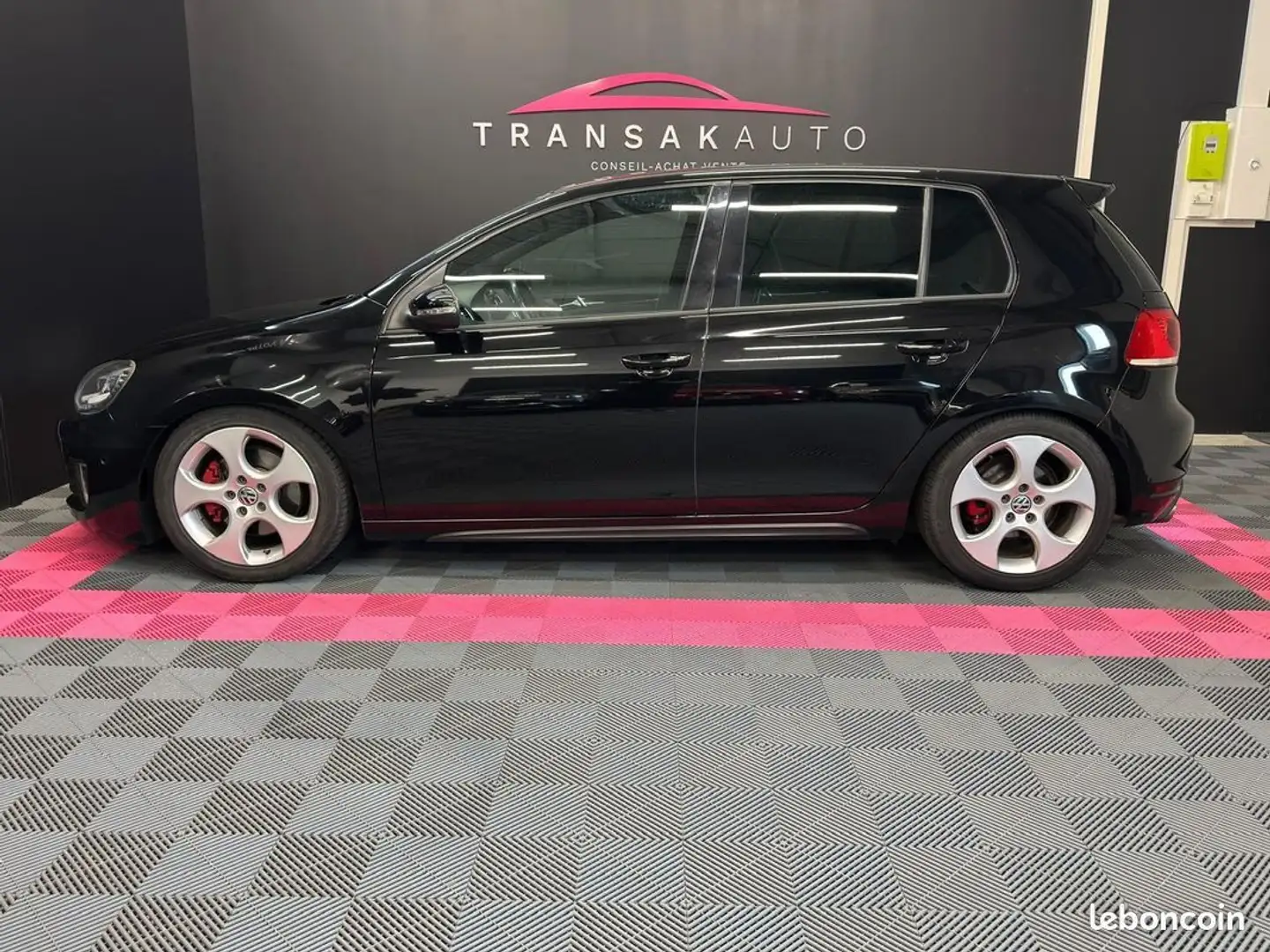 Volkswagen Golf 2.0 TSI 210ch GTI RÉVISION À JOUR Noir - 2